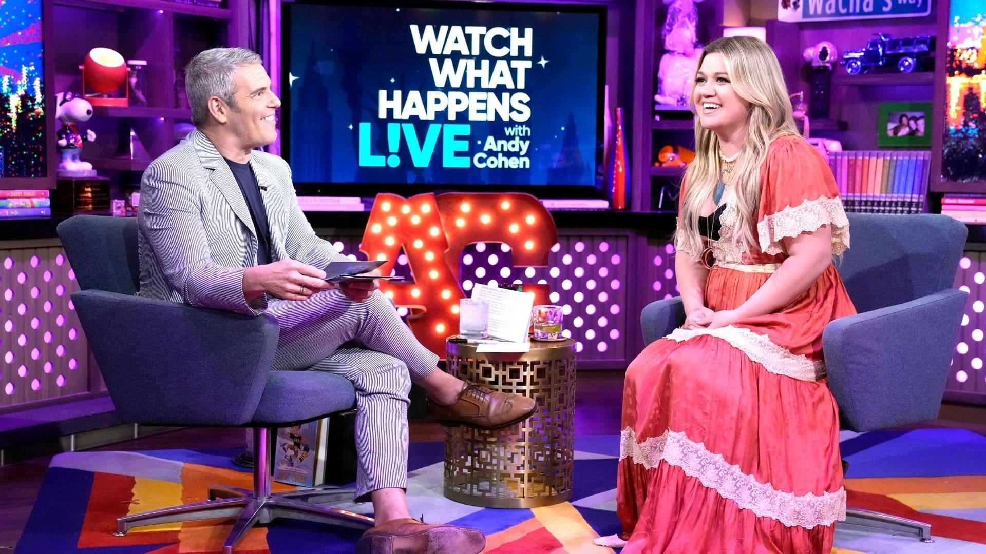 Watch What Happens Live with Andy Cohen Staffel 20 :Folge 111 