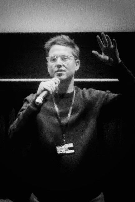 et billede af Luke Matthews