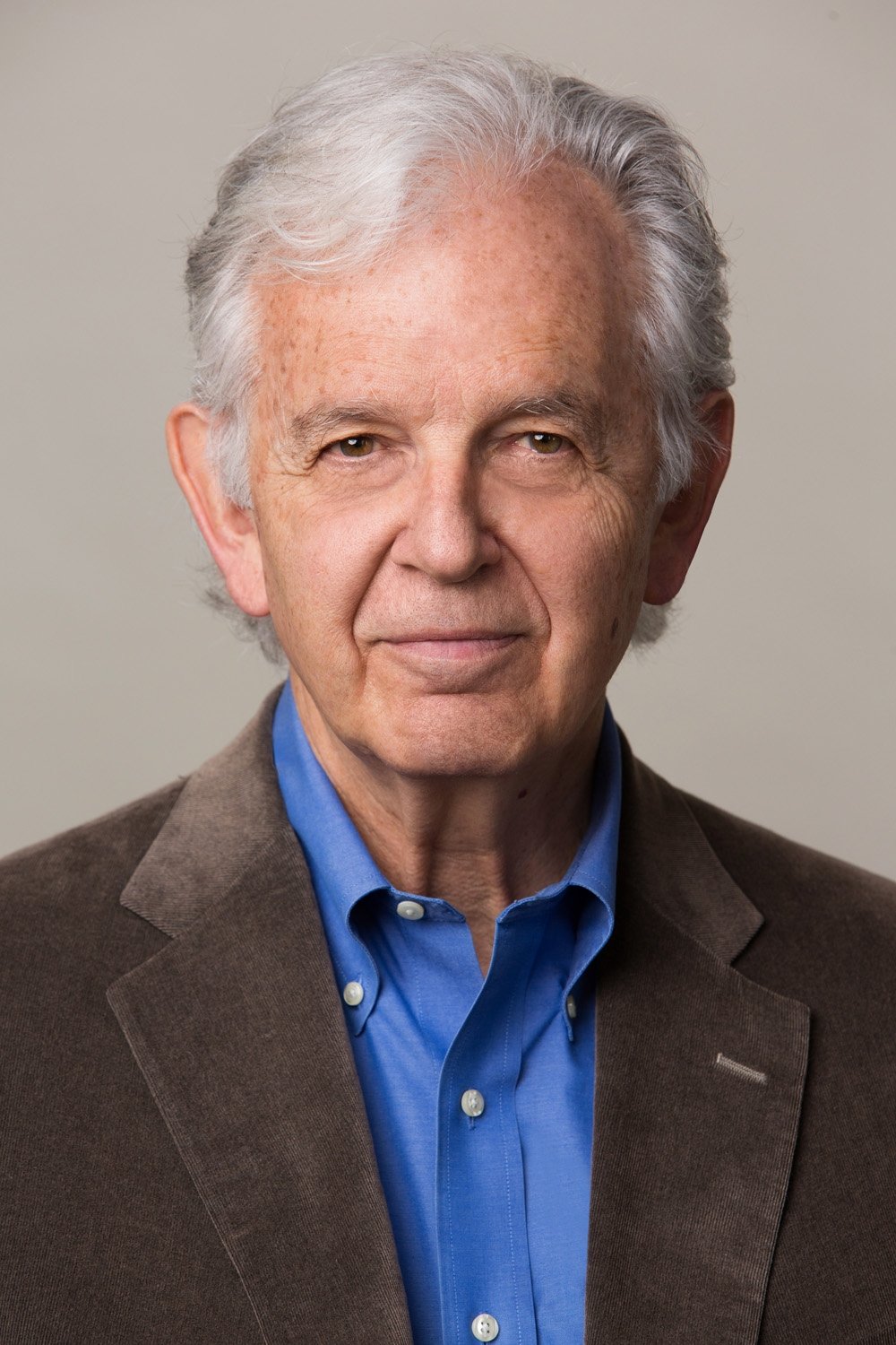 et billede af Bruce Broughton