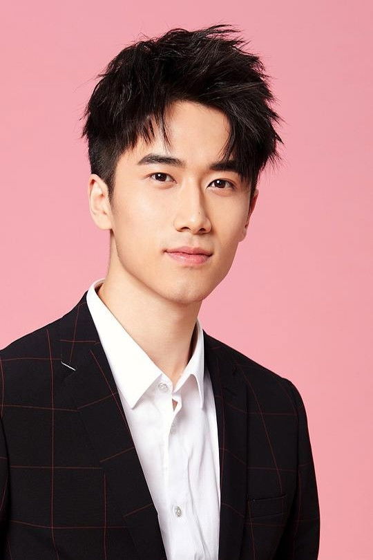 et billede af 崔嵘巍