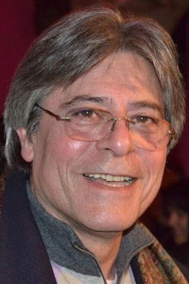 et billede af Carlos Quintas