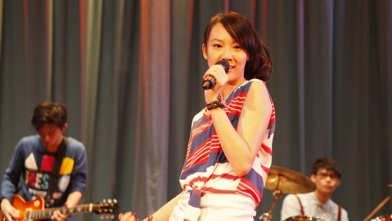 That Girl in Pinafore