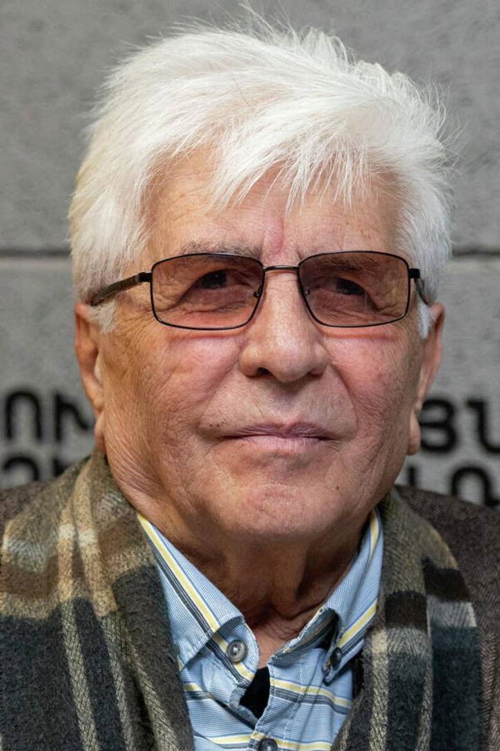 et billede af Robert Amirkhanyan