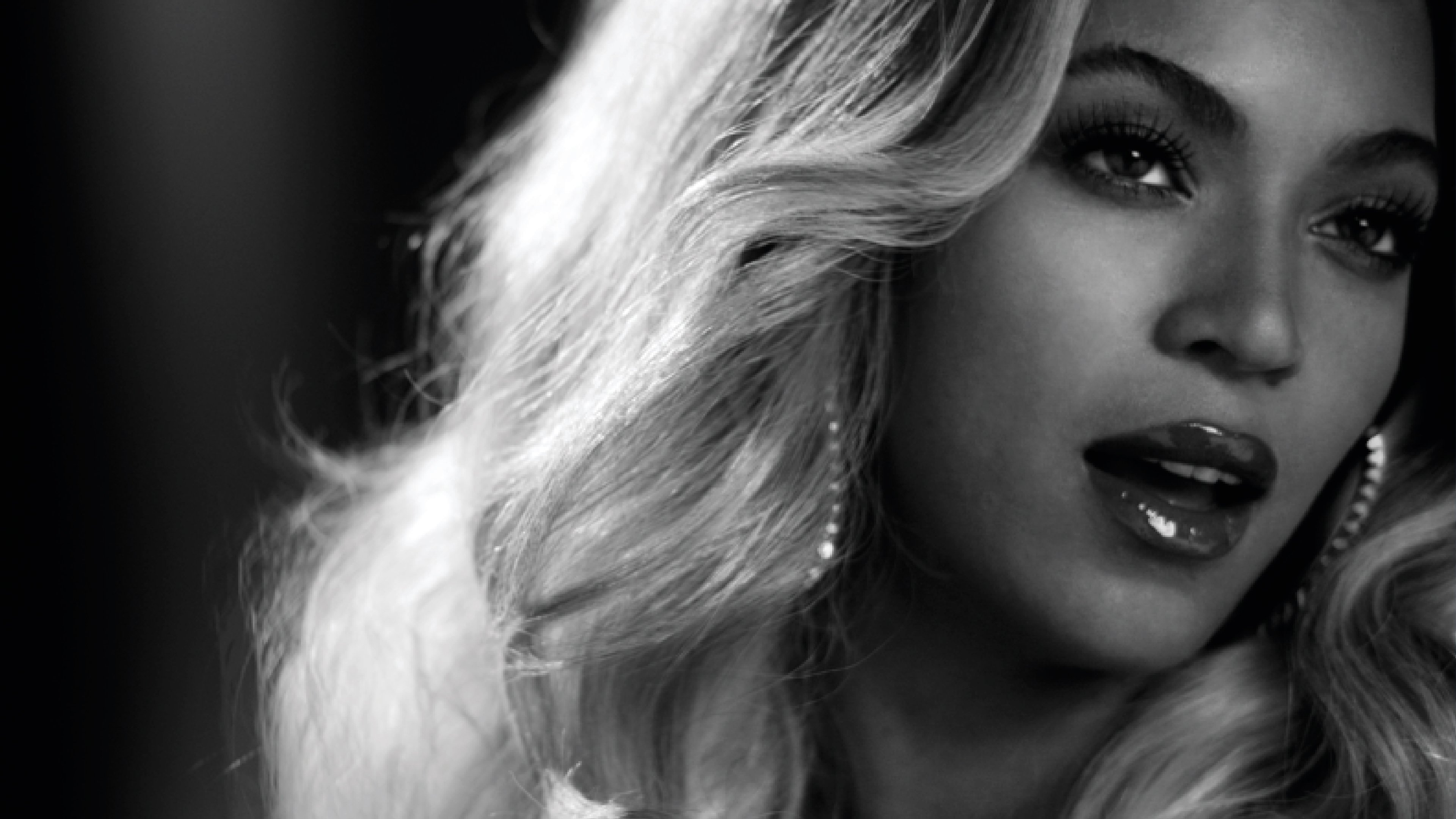 Beyoncé (2014)