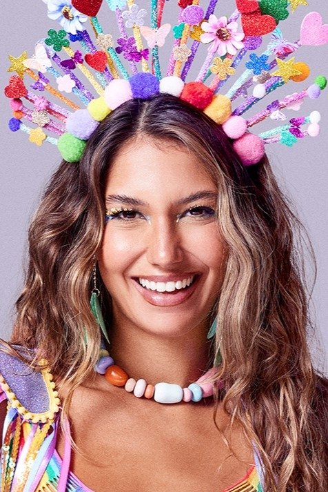 Alicia Nery's picture in the cast