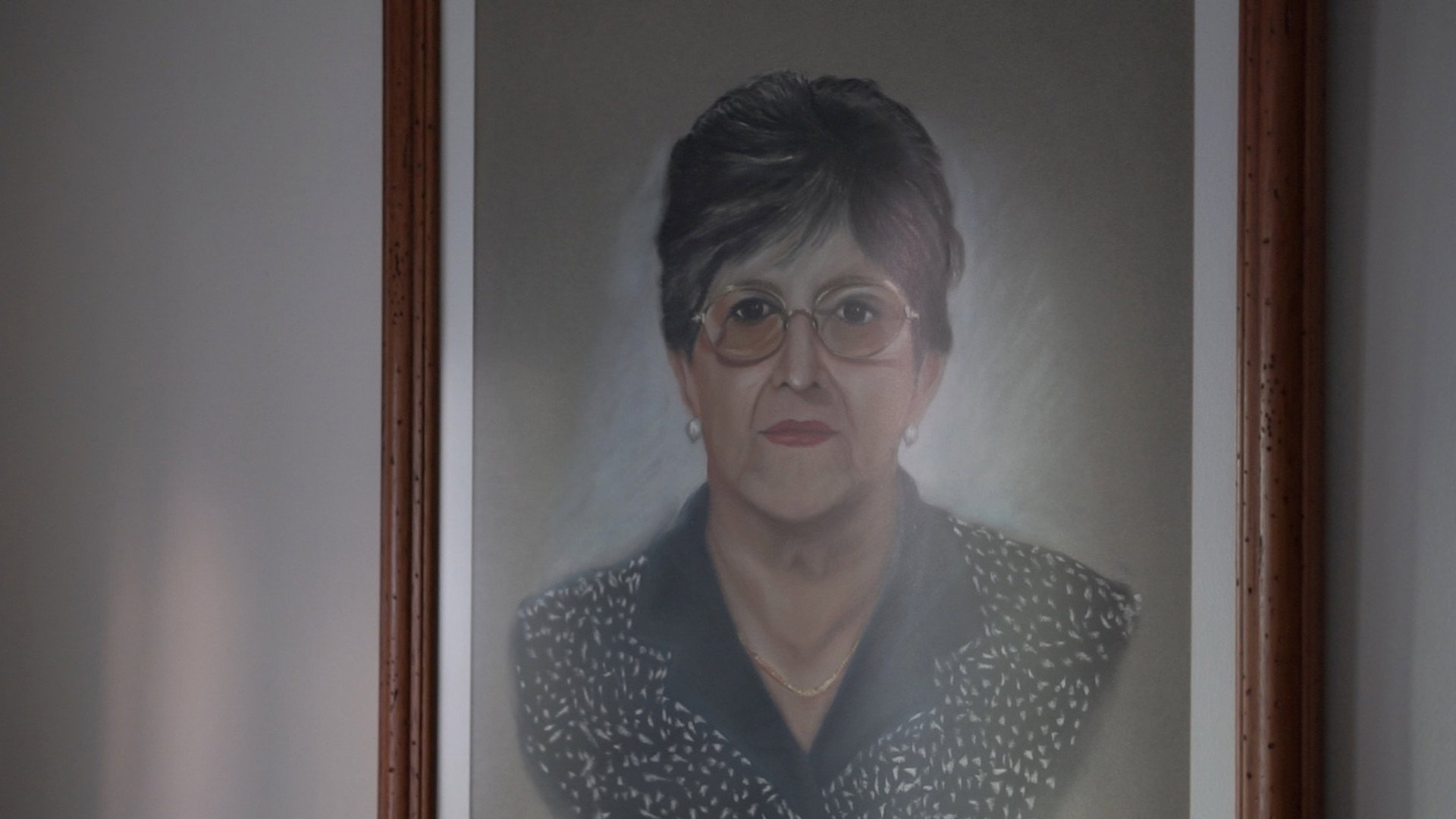 Todo lo que ella olvidó vivir backdrop