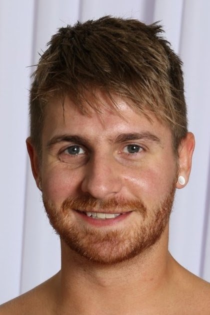 et billede af Logan Vaughn