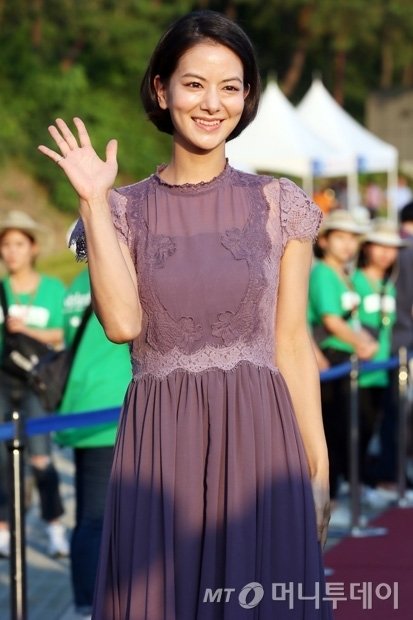 et billede af Rie Akiba