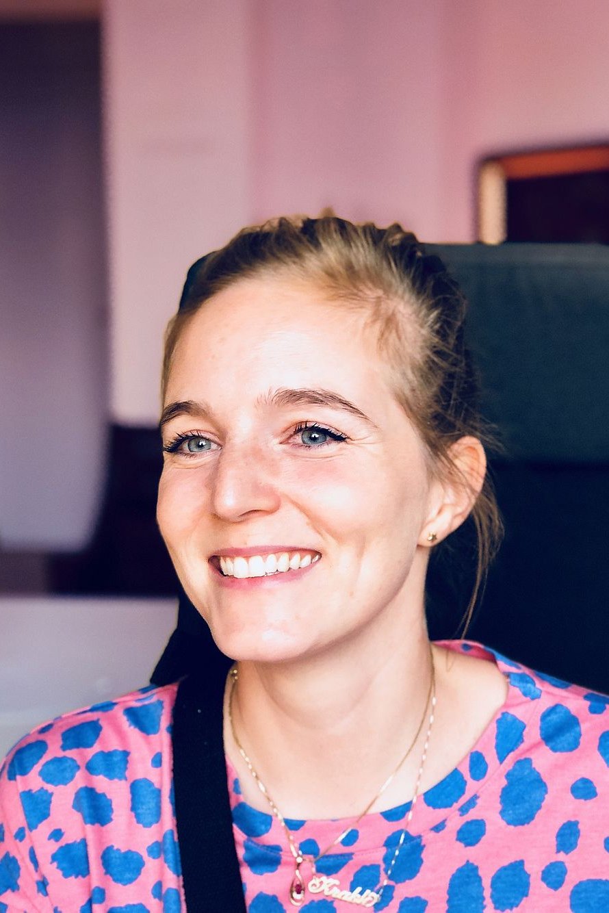 Anja Buwert | Director