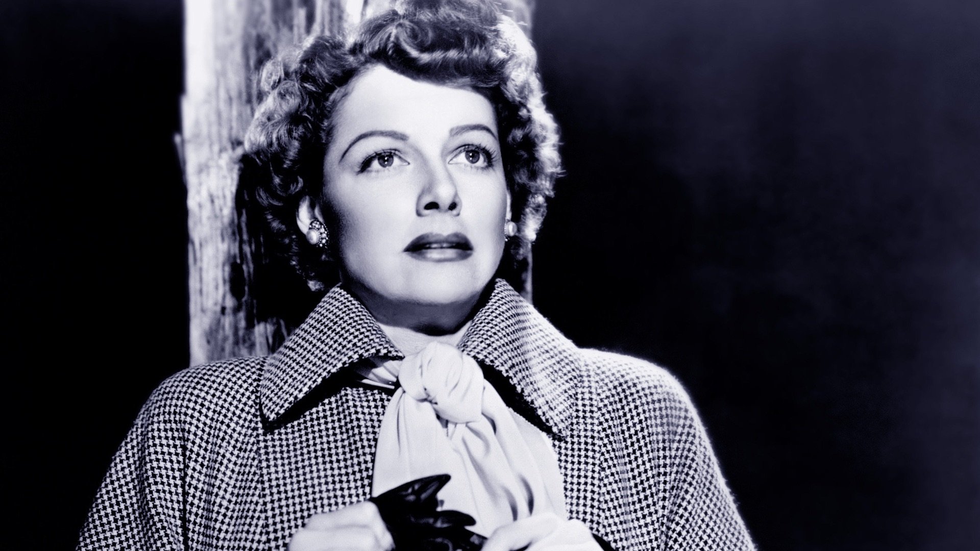 Woman on the Run (1950)