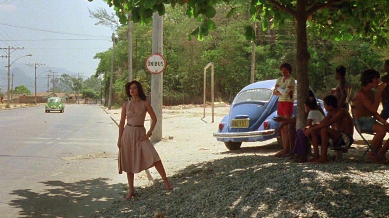 Lady on the Bus (1978)