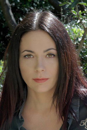 et billede af Sunny Hatziargyri