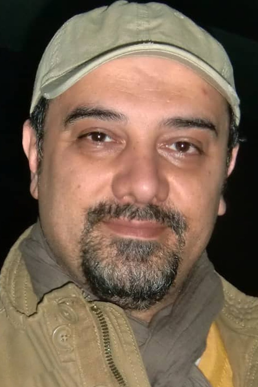 et billede af Borzoo Arjmand