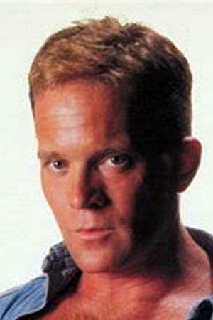 et billede af Coy Dekker