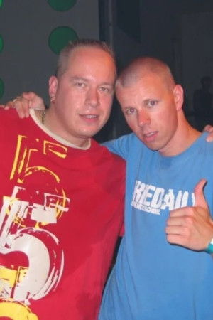 et billede af Beholder & Balistic