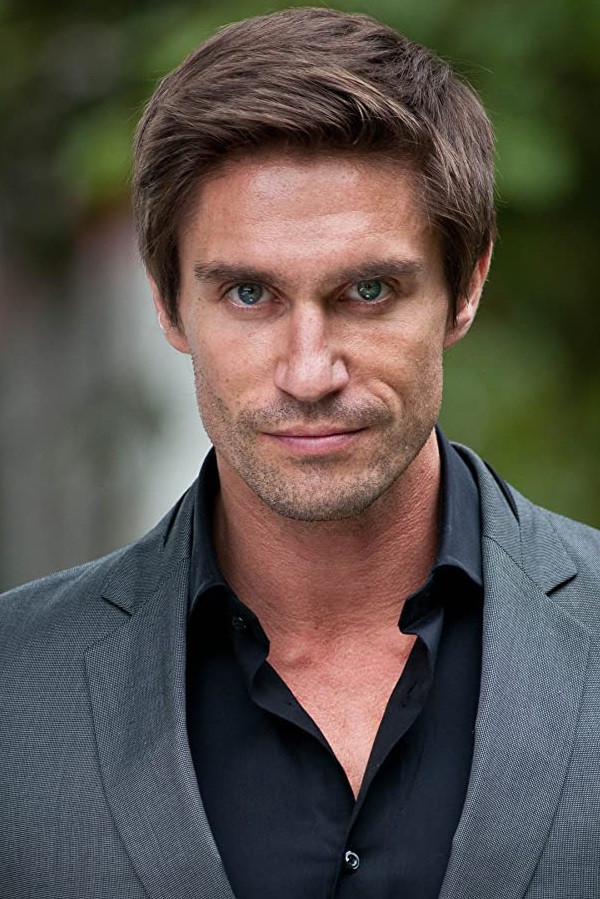 et billede af Michael Rowe