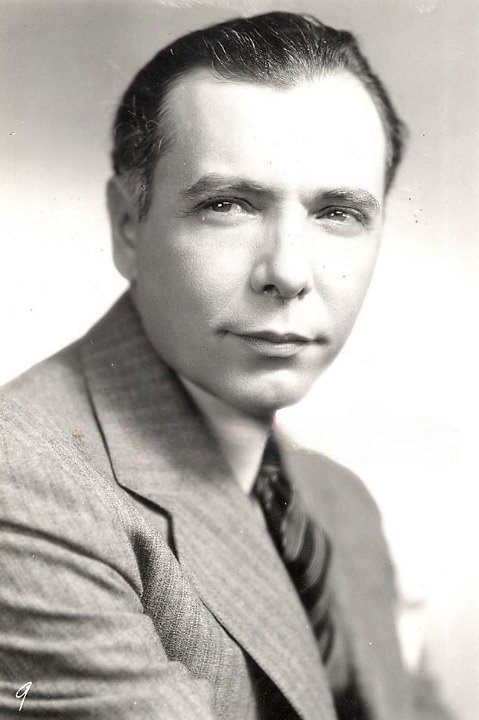 et billede af Georges Renavent