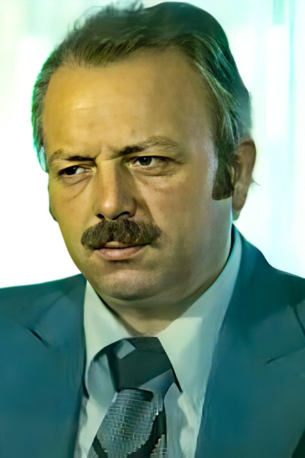 Ekrem Dümer