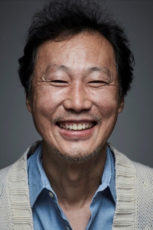 et billede af Kim Kang-il