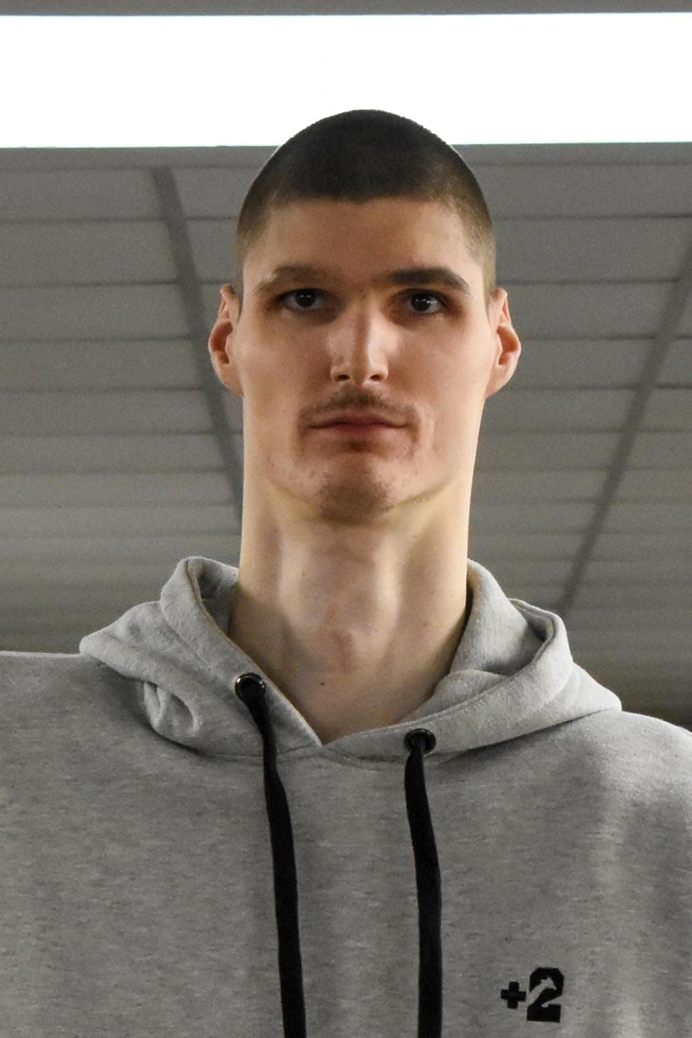 et billede af Robert Bobroczkyi