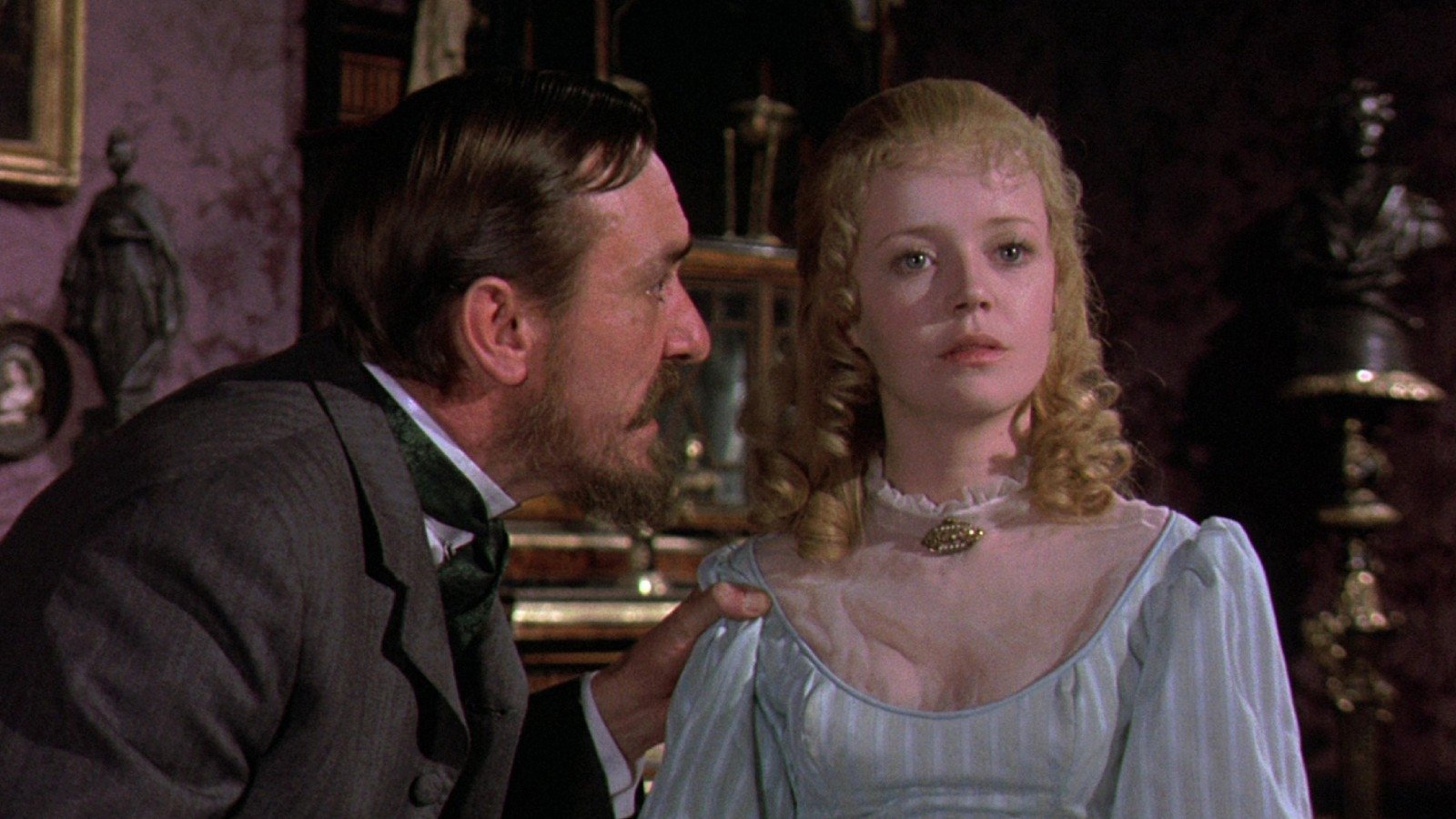 Hands of the Ripper (1971)