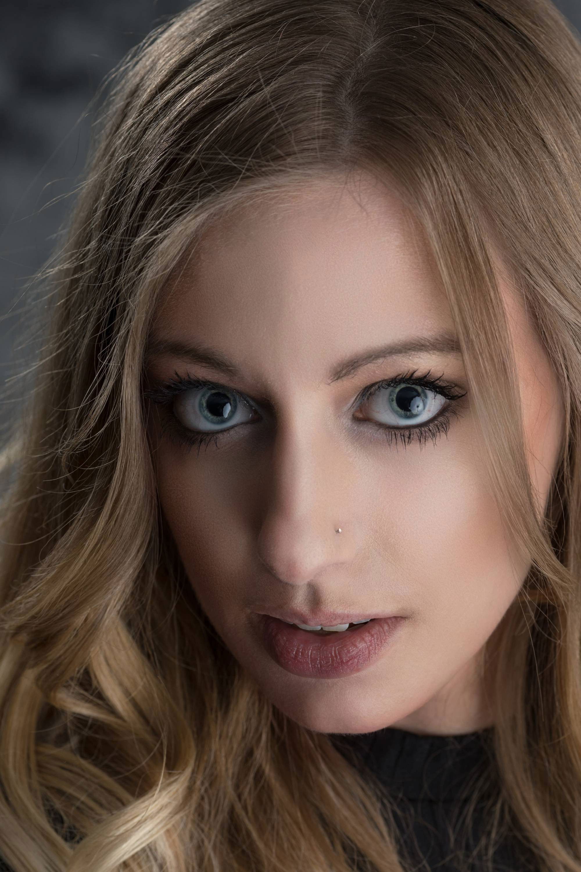 et billede af Kristen Drake