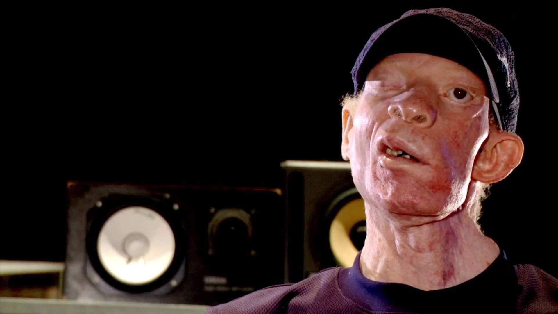 Hit me with music (2011)