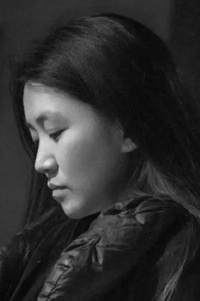 et billede af Degena Yun