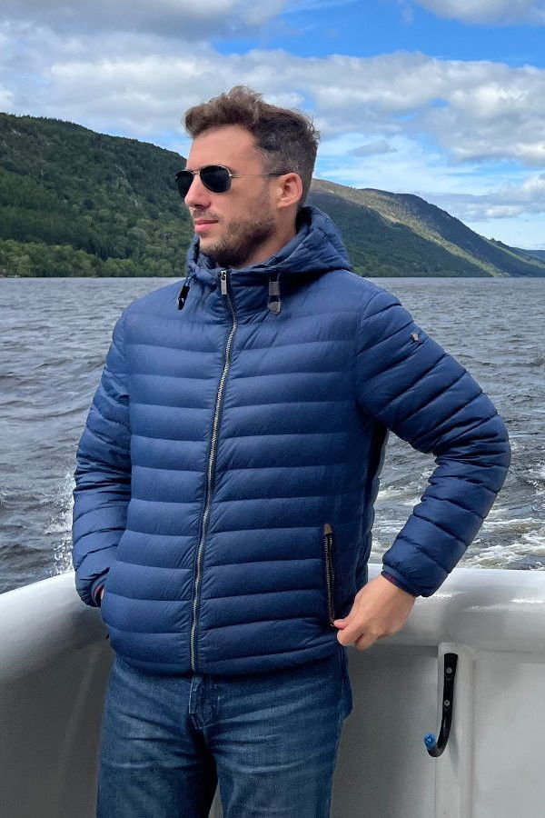 et billede af Víctor Herrera Calvo