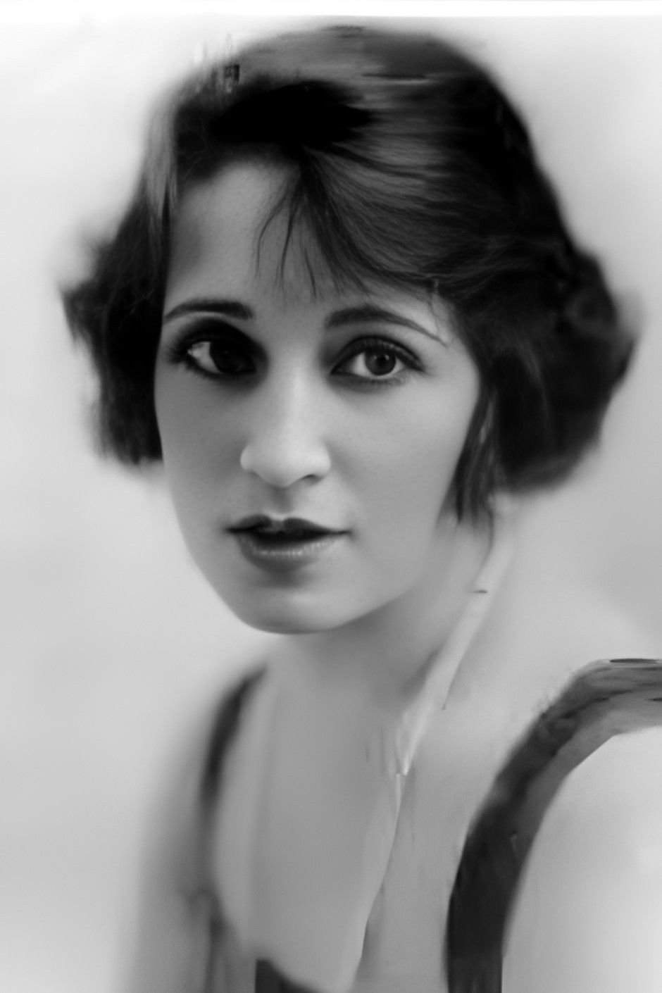 et billede af Adrienne Morrison