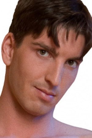 et billede af Adam Hanks