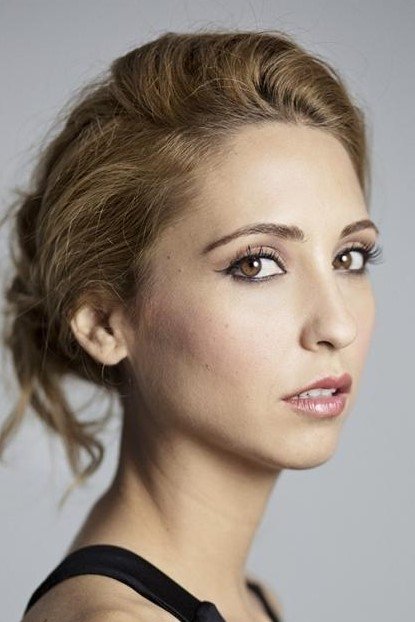 Mery Cabezuelo's picture in the cast