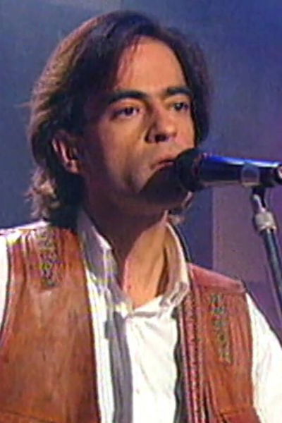 et billede af Enrique Urquijo