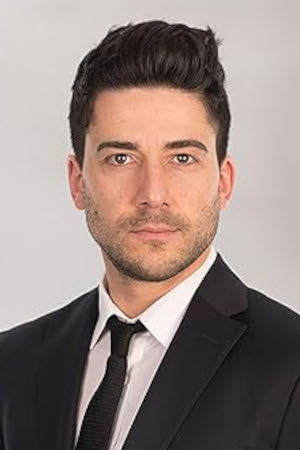 et billede af John-Paul Pace