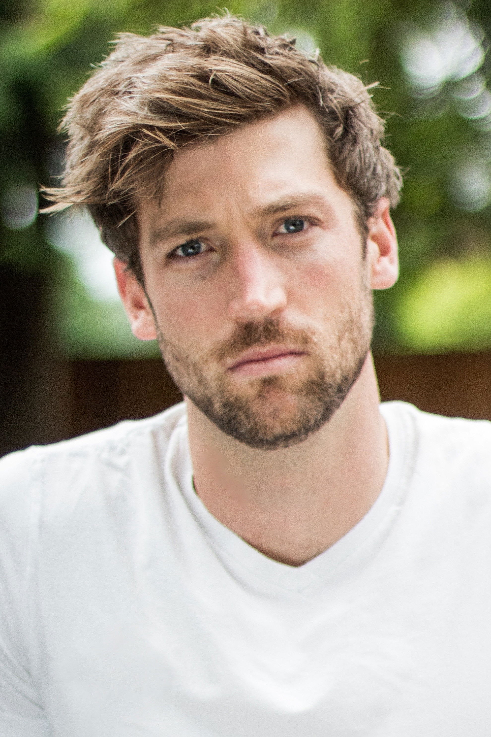 et billede af Derek Carley