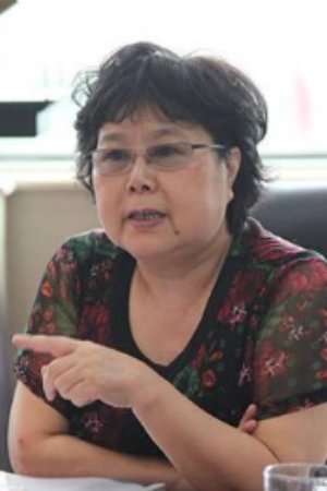 Qiusha Xhiang backdrop