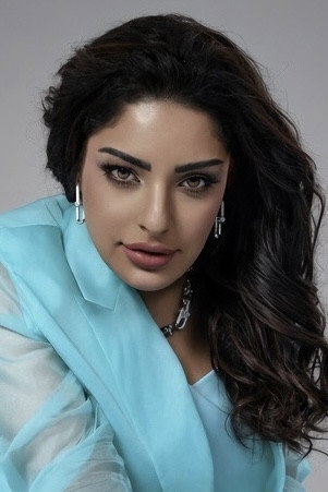 Profile مرام البلوشي with character 