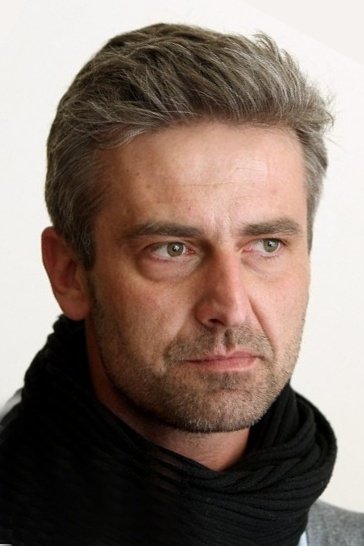 et billede af Roman Zach