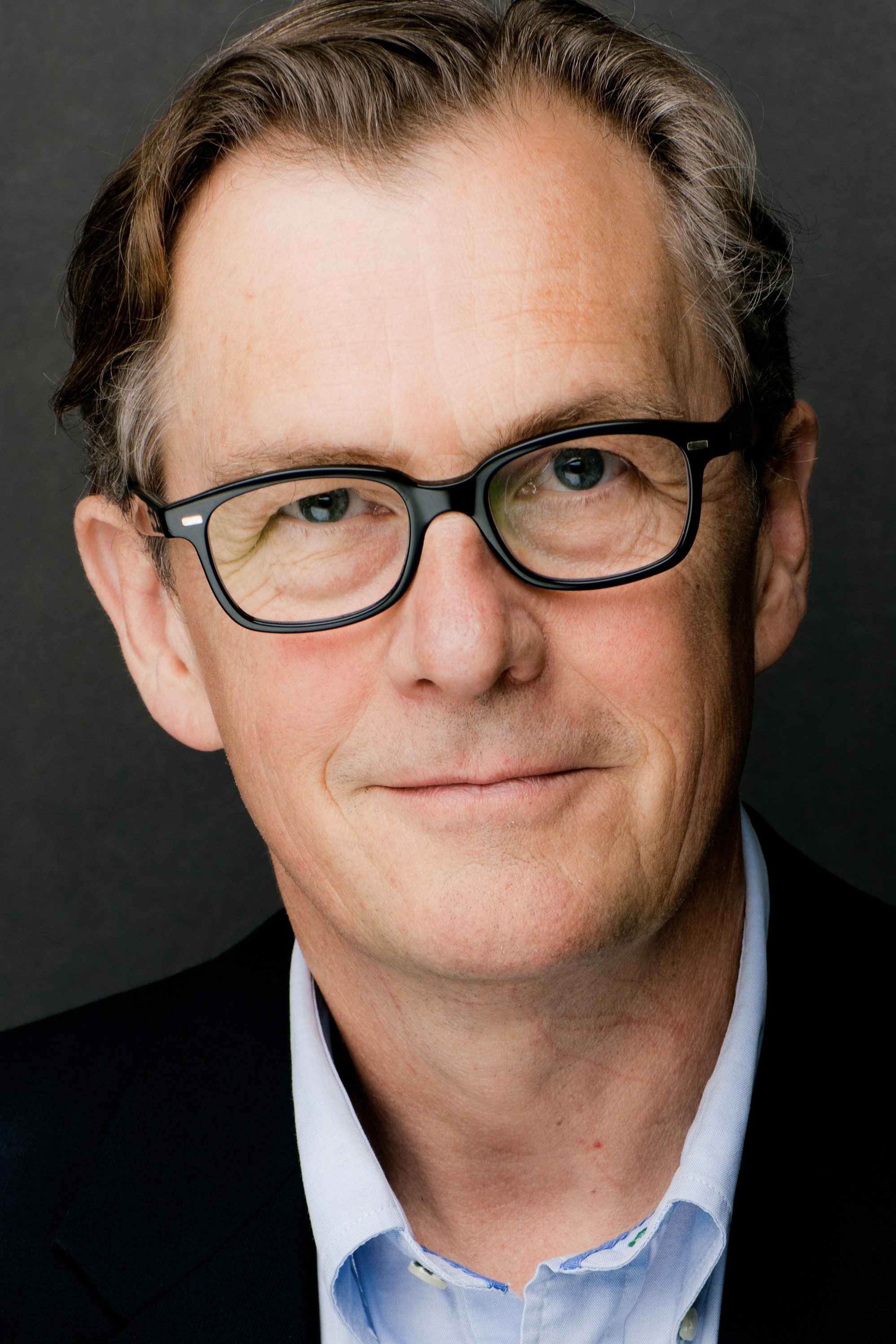 et billede af James Lancaster