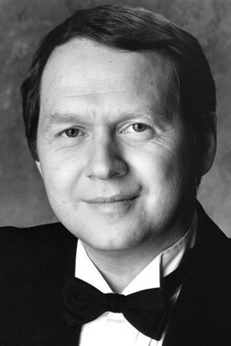 et billede af Paul Ostrovsky