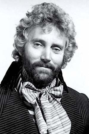 et billede af Douglas Camfield