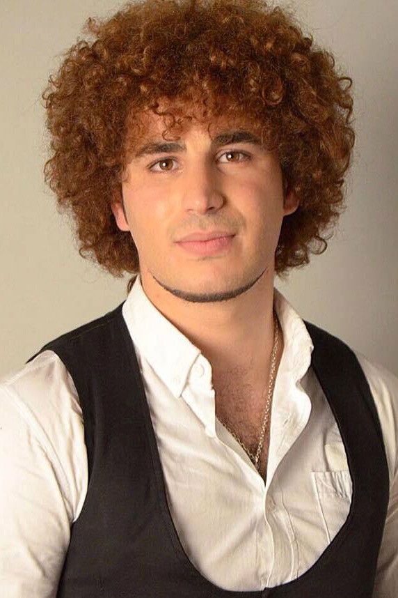 et billede af Ülvi Həsənli