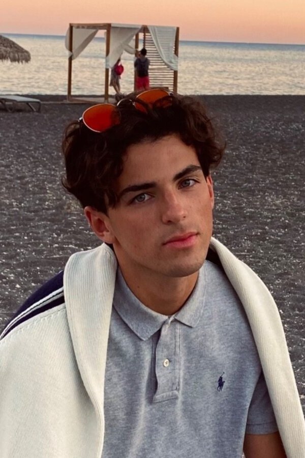 Ilian Benamor's picture in the cast