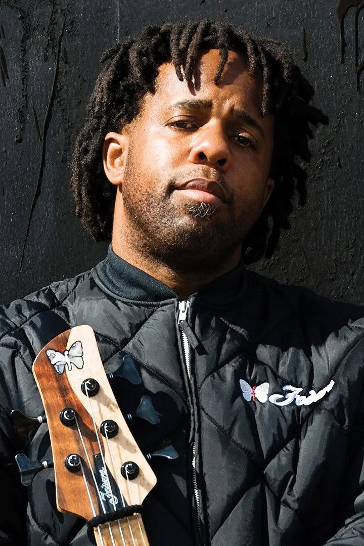 et billede af Victor Wooten