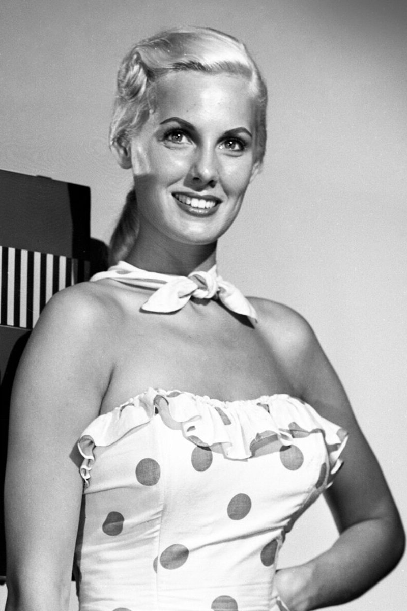 et billede af Dolores Rosedale