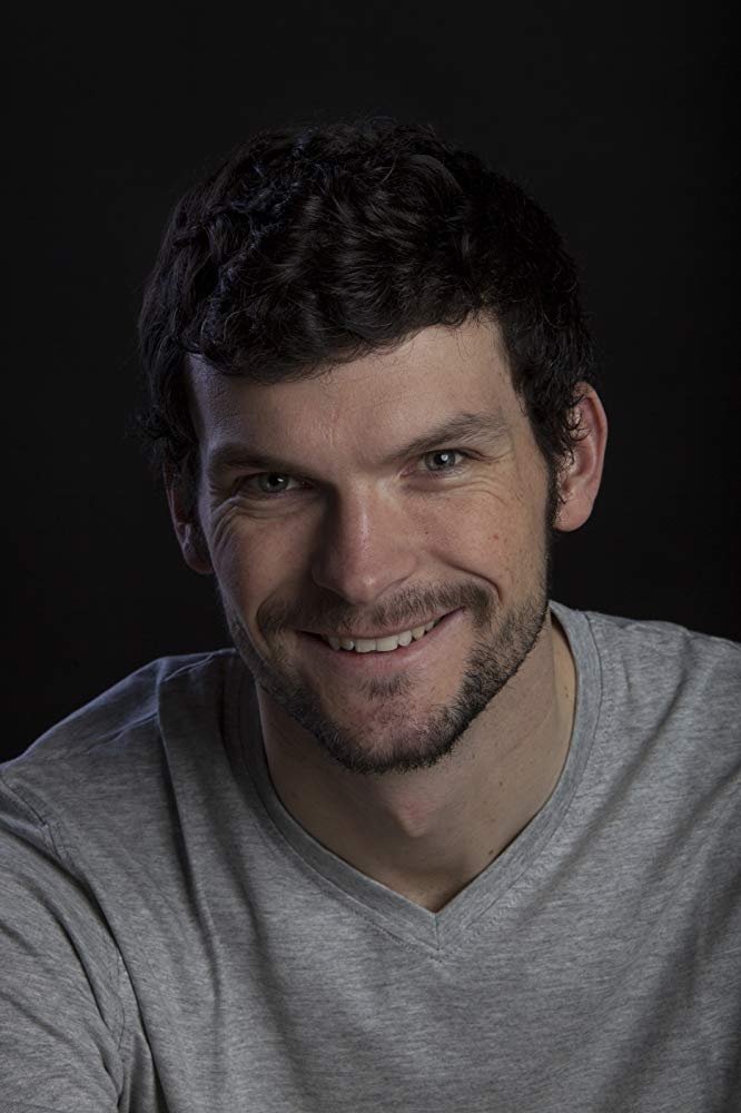 et billede af Owen Barton