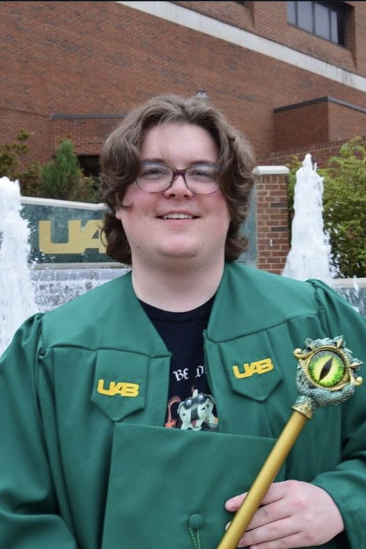 et billede af Elliott Hamilton