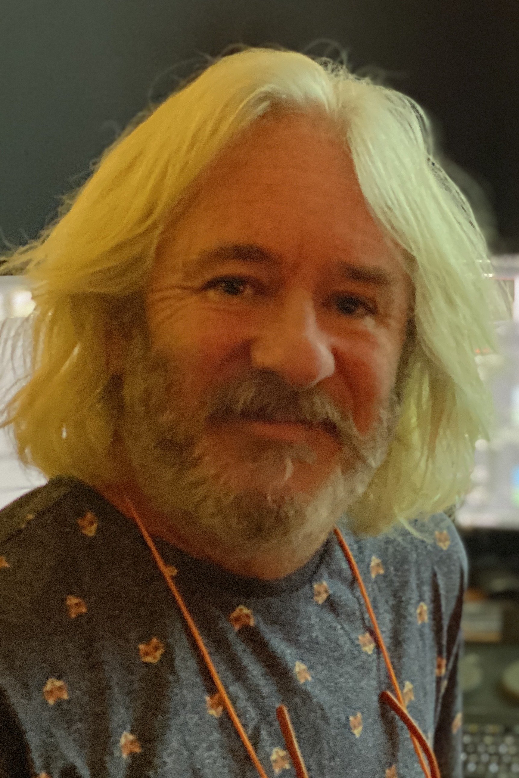 Roen Davis | Online Editor