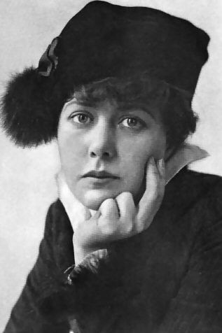 et billede af Lily Cahill