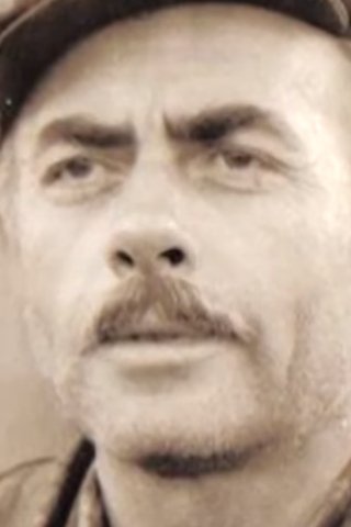 et billede af Esat Oktrova